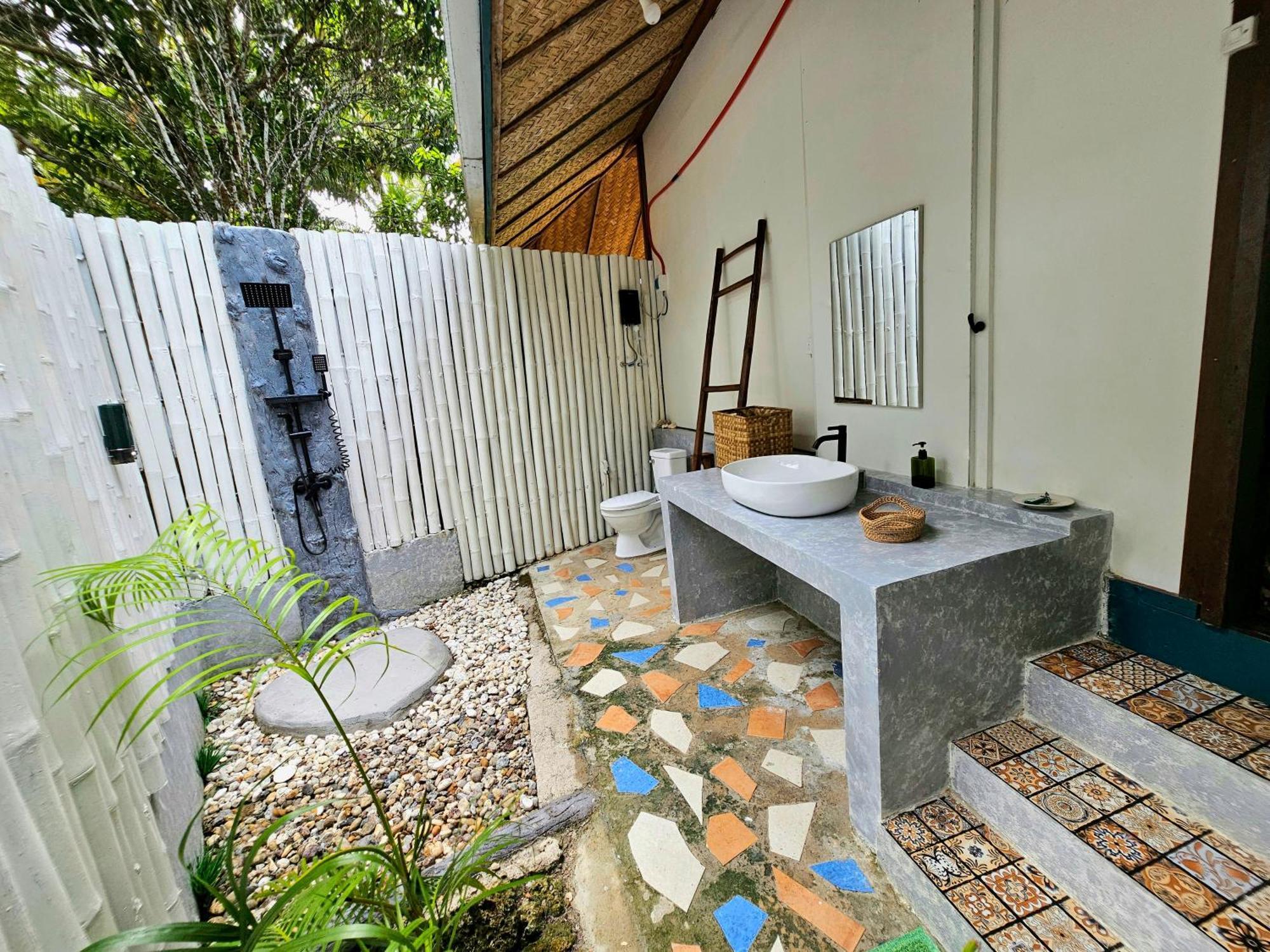 Dk2 Resort - Hidden Natural Beach Spot - Direct Tours & Fast Internet El Nido Exterior photo